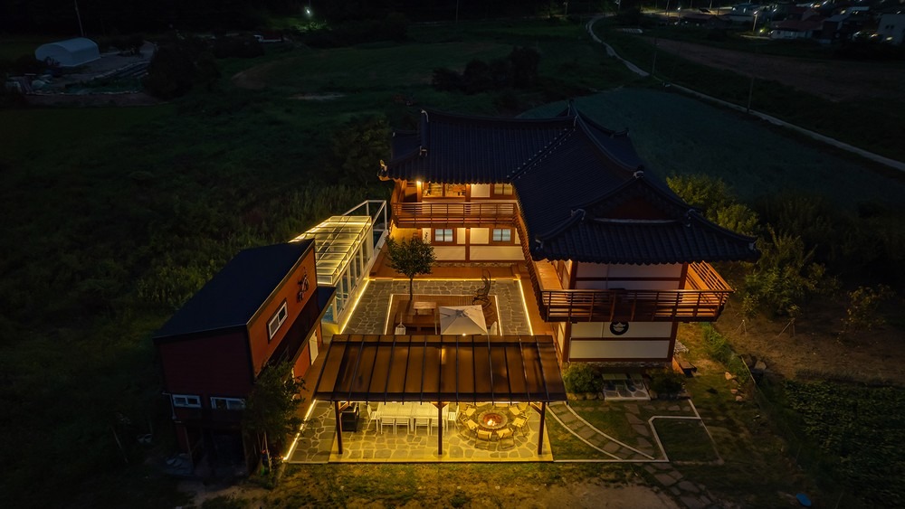 경주 한옥 한채 문고리 풀빌라 펜션