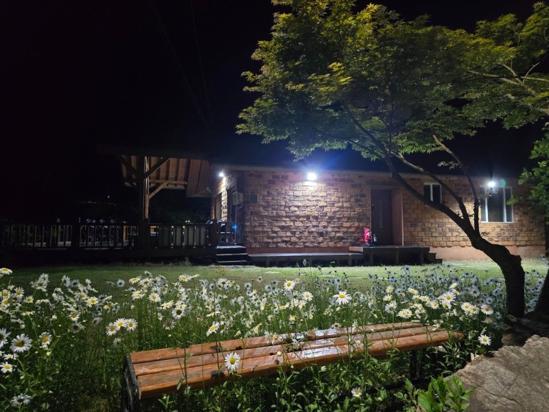 단양 한드미황토사랑채